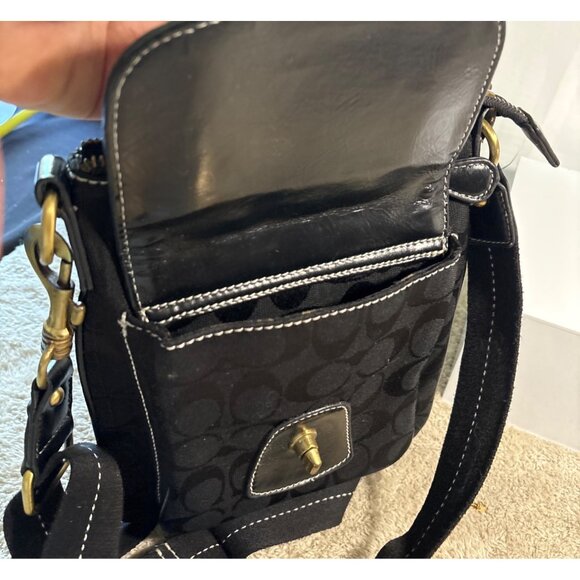 Coach Black Signature Crossbody Canvas Shoulder Bag Hippie Turnlock Monogram - Picture 9 of 14